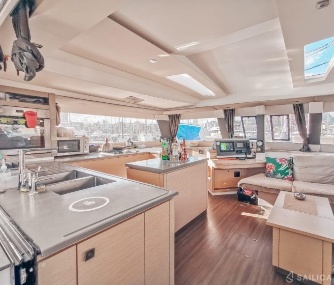 Saba 50 - Yacht Charter Sailica