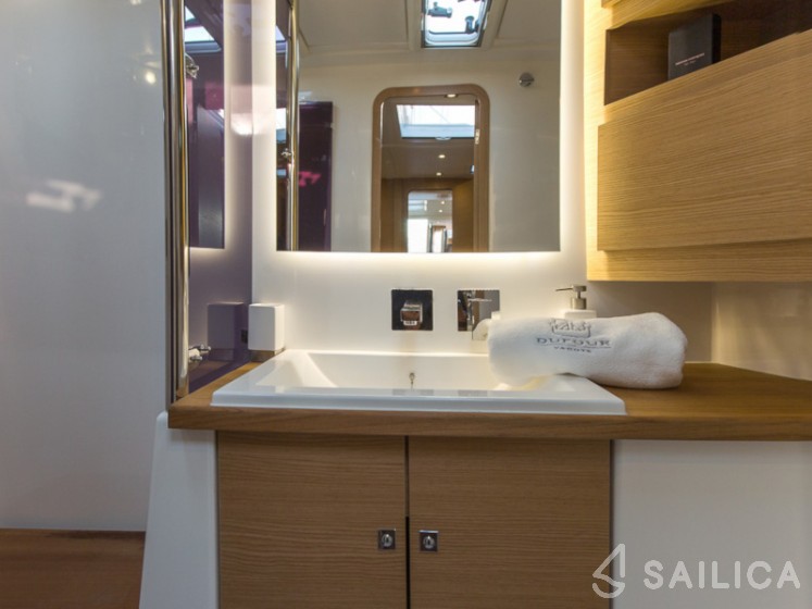 Dufour 56 Exclusive - Yacht Charter Sailica