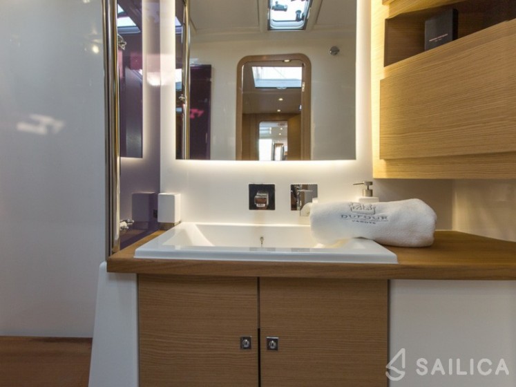 Dufour 56 Exclusive - Yacht Charter Sailica