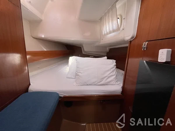Bavaria 44 - Yacht Charter Sailica