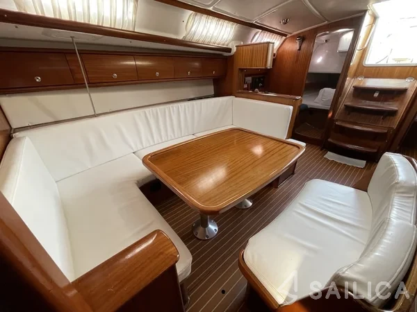 Bavaria 44 - Yacht Charter Sailica
