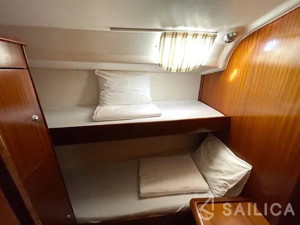 Bavaria 44 - Yacht Charter Sailica