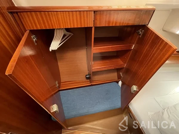 Bavaria 44 - Yacht Charter Sailica