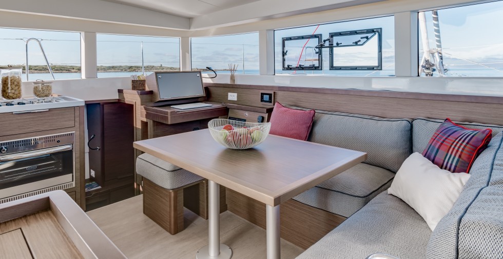 Lagoon 40 - Yacht Charter Sailica