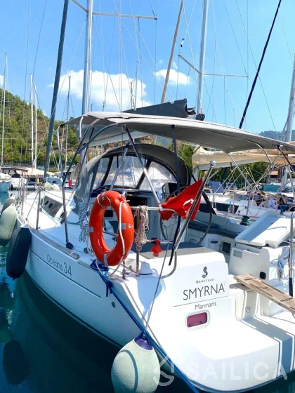 Oceanis 34 - Yacht Charter Sailica