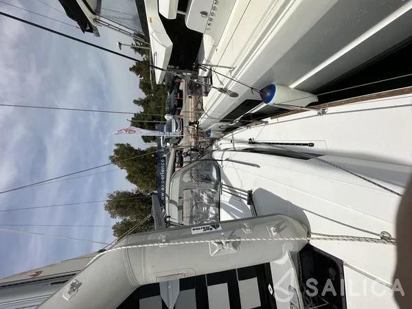 Oceanis 38.1 - Yacht Charter Sailica