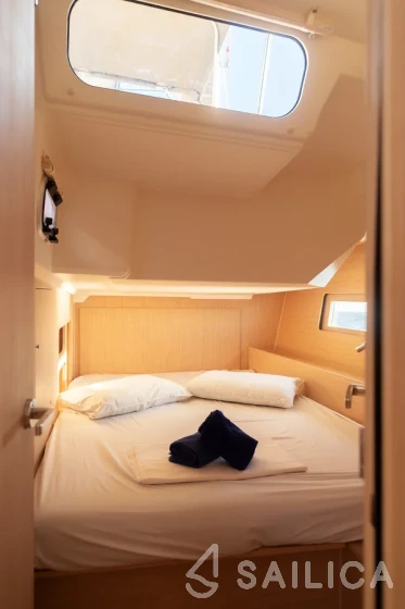 Oceanis 46.1 - Yacht Charter Sailica