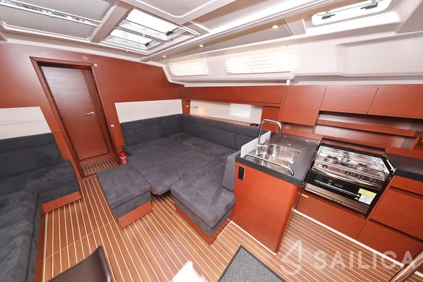 Hanse 458 - Yacht Charter Sailica