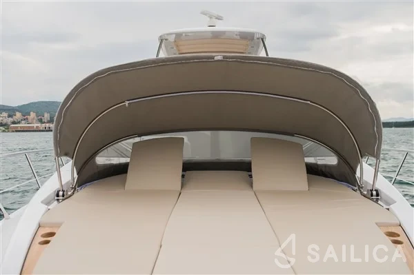 Azimut 55 - Yacht Charter Sailica