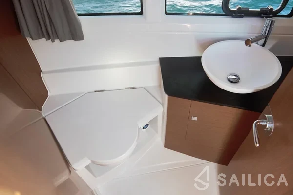 Merry Fisher 895 - Yacht Charter Sailica
