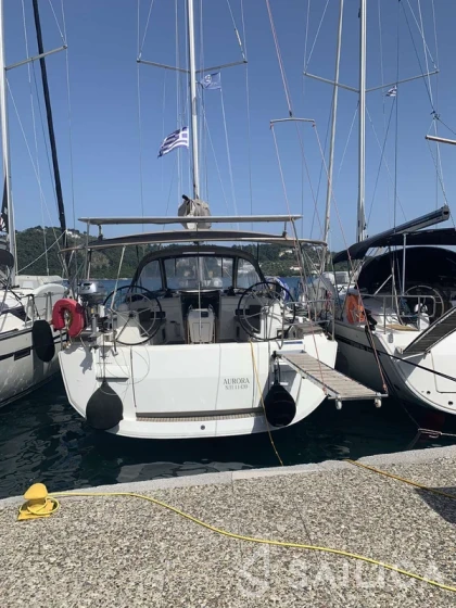 Sun Odyssey 519 - Yacht Charter Sailica