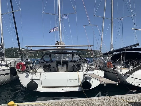 Sun Odyssey 519 - Yacht Charter Sailica