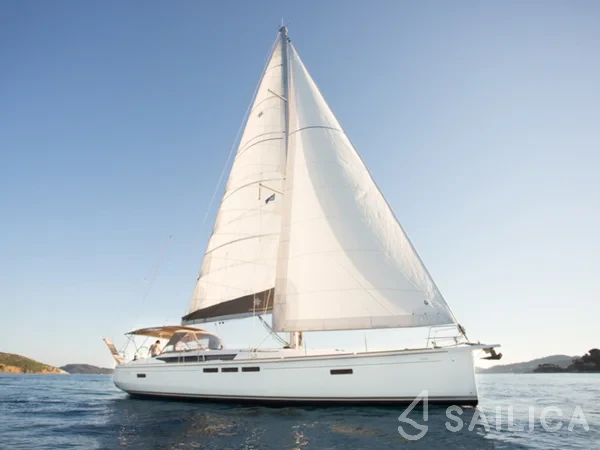 Sun Odyssey 519 - Yacht Charter Sailica