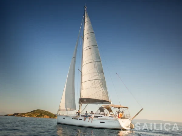 Sun Odyssey 519 - Yacht Charter Sailica