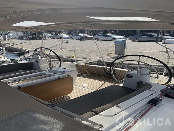 Sun Odyssey 519 - Yacht Charter Sailica