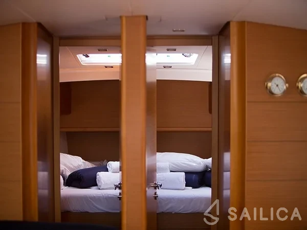 Sun Odyssey 519 - Yacht Charter Sailica