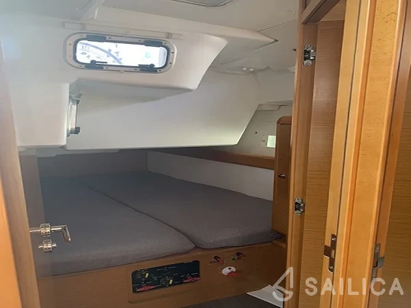 Sun Odyssey 519 - Yacht Charter Sailica