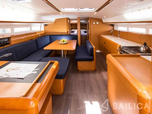 Sun Odyssey 519 - Yacht Charter Sailica