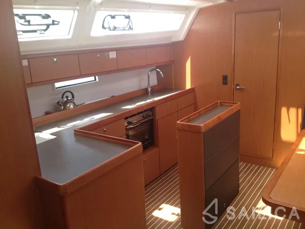 Bavaria 46 Cruiser - Yacht Charter Sailica