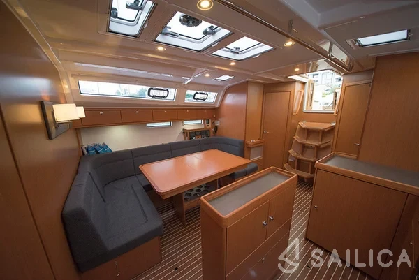 Bavaria 46 Cruiser - Yacht Charter Sailica