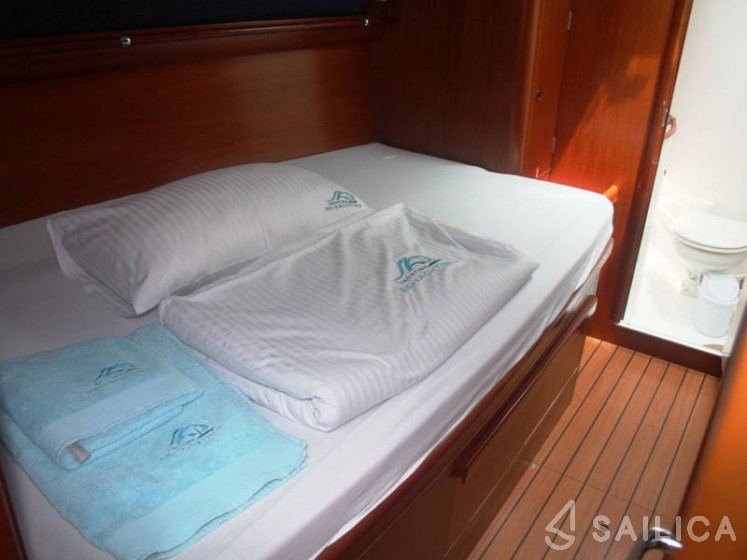 Beneteau 50 - Yacht Charter Sailica