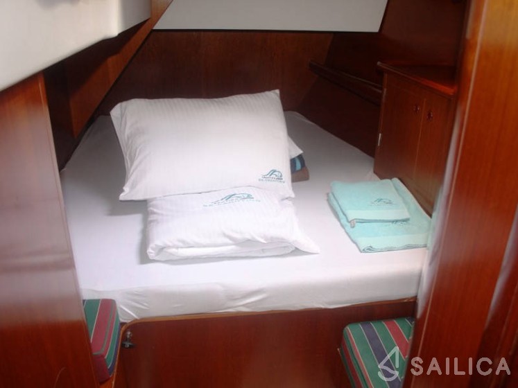 Beneteau 50 - Yacht Charter Sailica