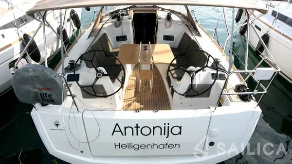 Sun Odyssey 349 - Yacht Charter Sailica