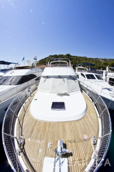 Staryacht 1940 - Yacht Charter Sailica