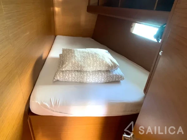 Sun Odyssey 479 - Yacht Charter Sailica