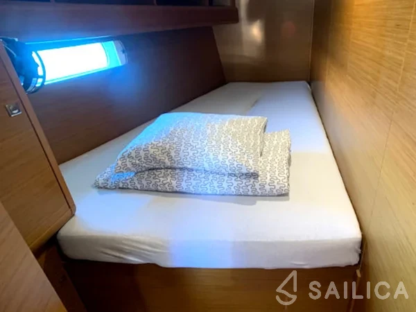Sun Odyssey 479 - Yacht Charter Sailica