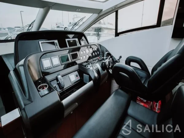 Sunseeker 64 - Yacht Charter Sailica