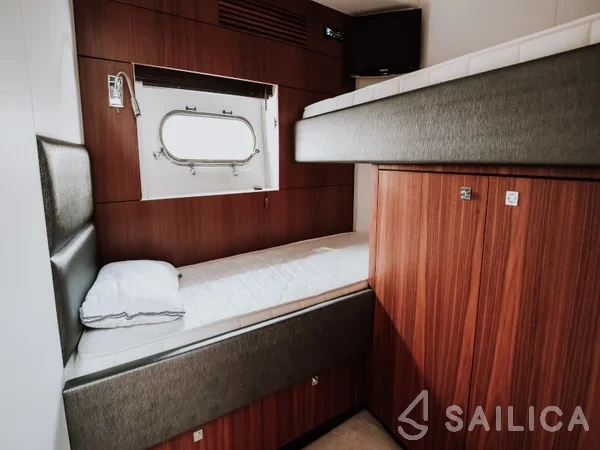 Sunseeker 64 - Yacht Charter Sailica