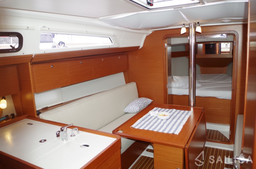 Dufour 360 Grand Large - Yacht Charter Sailica
