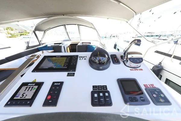 Hanse 548 - Yacht Charter Sailica