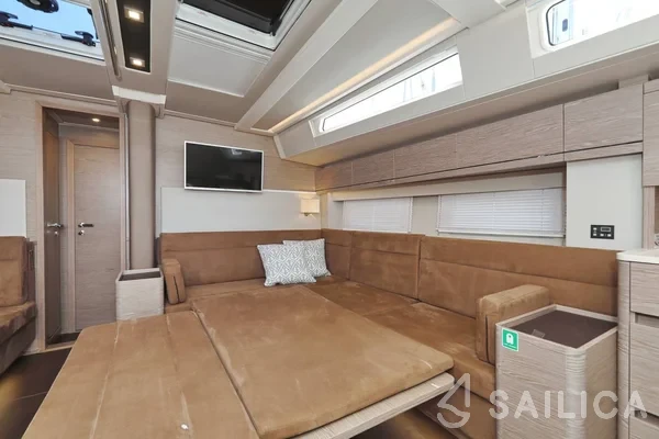 Hanse 548 - Yacht Charter Sailica