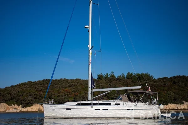 Bavaria 46 Cruiser - Yacht Charter Sailica