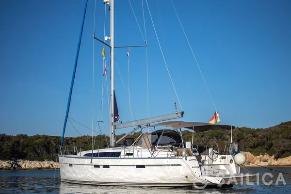 Bavaria 46 Cruiser - Yacht Charter Sailica