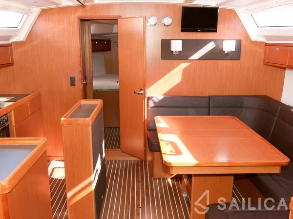 Bavaria 46 Cruiser - Yacht Charter Sailica