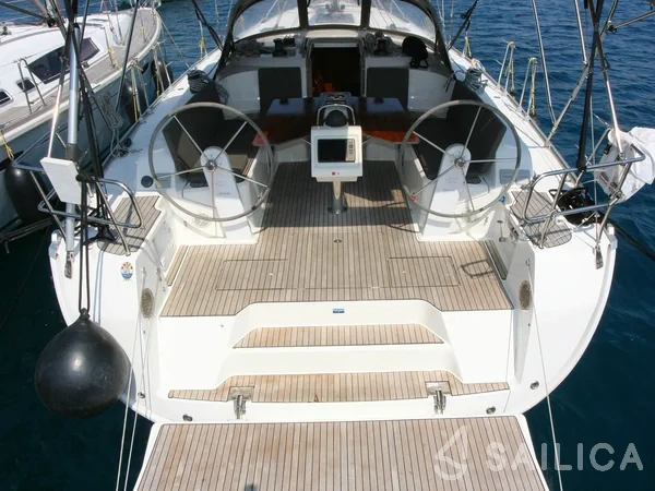 Bavaria 46 Cruiser - Yacht Charter Sailica