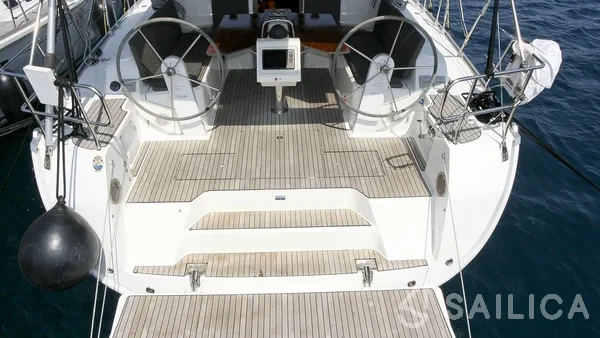 Bavaria 46 Cruiser - Yacht Charter Sailica
