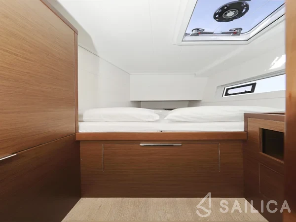 Lagoon 40 - Yacht Charter Sailica