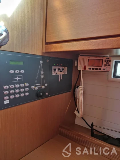 Bavaria 40 Cruiser - Yacht Charter Sailica