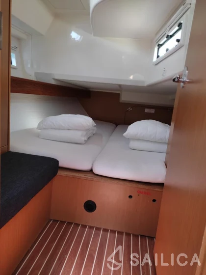 Bavaria 40 Cruiser - Yacht Charter Sailica