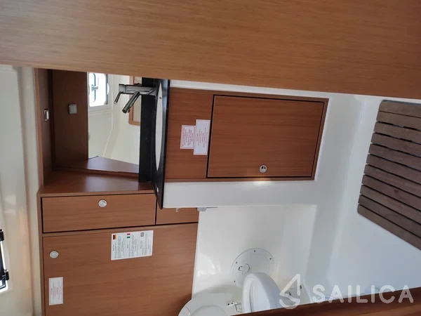 Bavaria 40 Cruiser - Yacht Charter Sailica