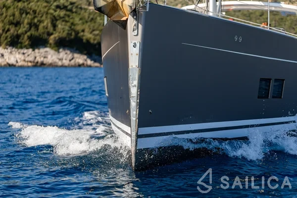 Hanse 588 - Yacht Charter Sailica