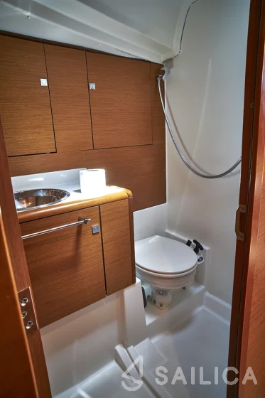 Sun Odyssey 449 - Yacht Charter Sailica
