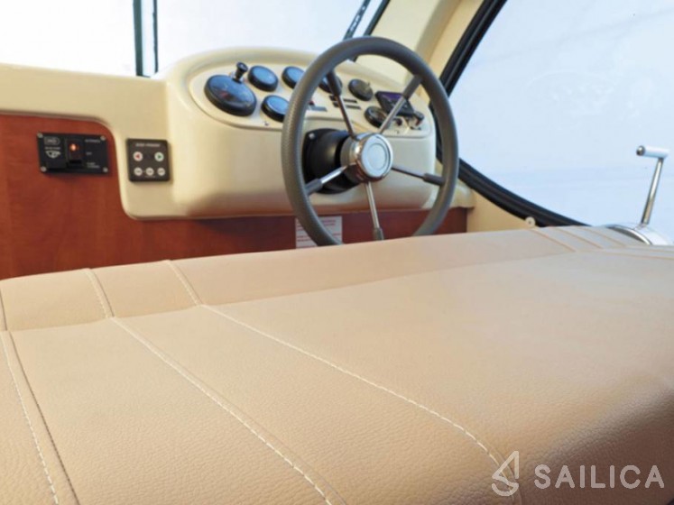 Estivale Sixto - Yacht Charter Sailica