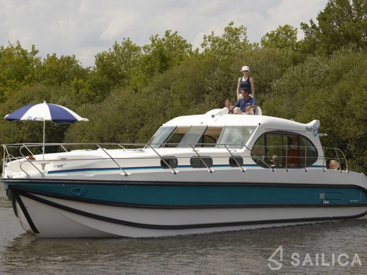 Estivale Sixto - Yacht Charter Sailica