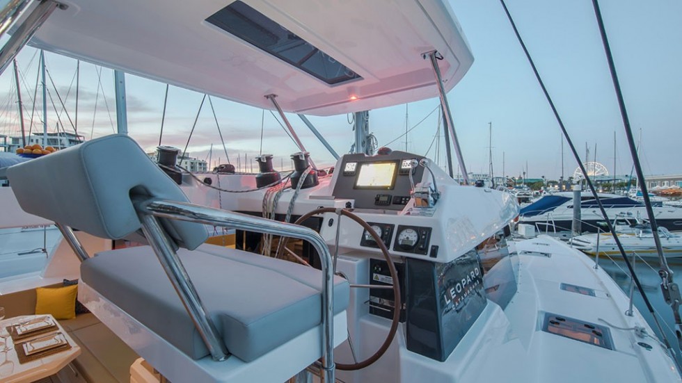 Leopard 50L - 5 cab. - Yacht Charter Sailica