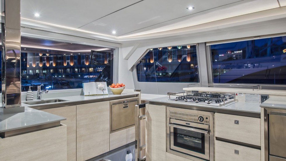 Leopard 50L - 5 cab. - Yacht Charter Sailica